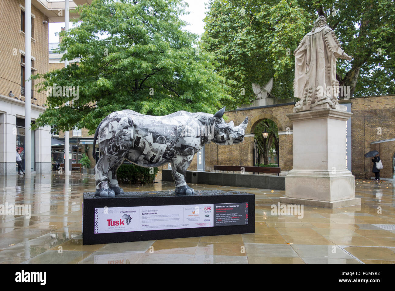 David's Schafgarbe Tusk Rhino auf Herzog von York Square, King's Road, Chelsea, London, SW3, UK Stockfoto