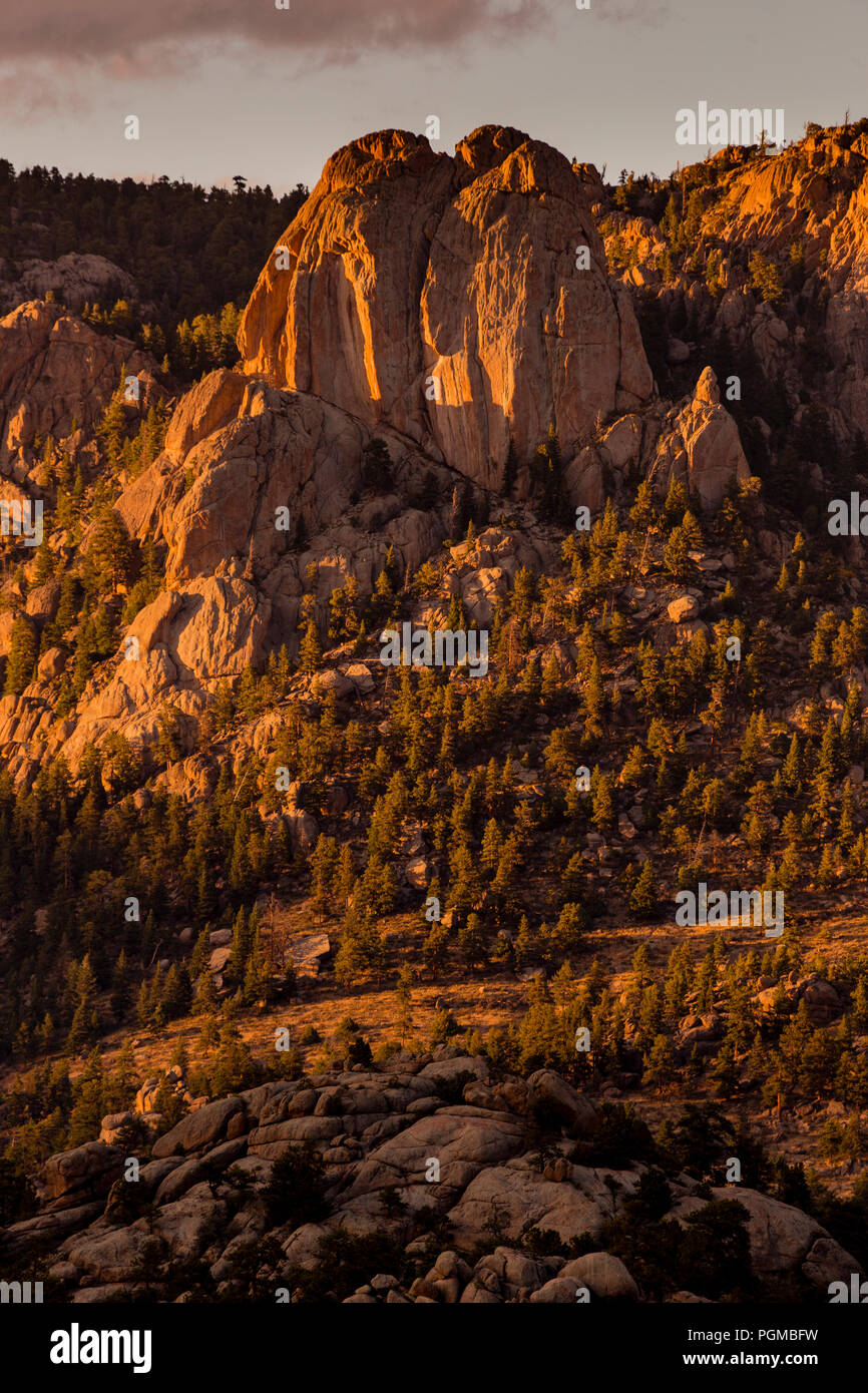 Twin Eulen Felsformation in Estes Park in den Rocky Mountains, Colorado, USA Stockfoto