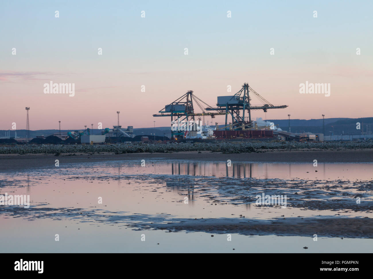 Redcar Industrie aus dem Norden Gare des Flusses Tees gesehen. Stockfoto