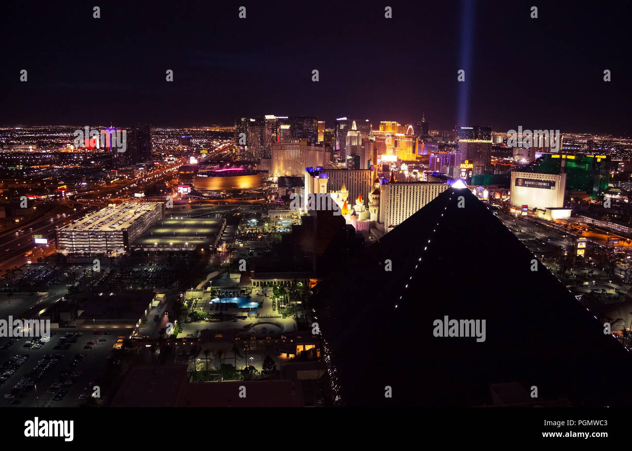 Panorama Blick auf den Las Vegas Strip bei Nacht Stockfoto