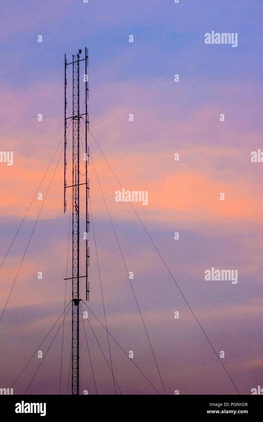 Radio amateur mast tower Fotos und Bildmaterial in hoher Auflösung