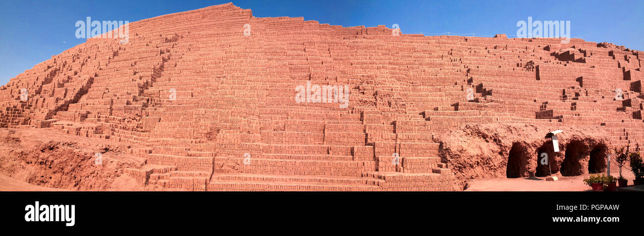 Außenansicht der Huaca Pucllana Pyramide in Lima, Peru Stockfoto