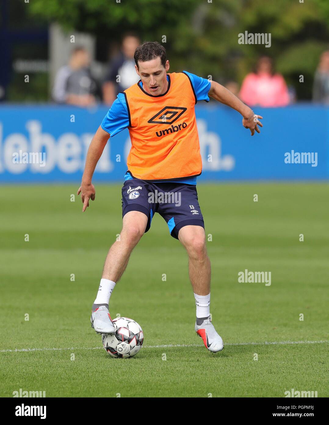 Firo: 28.08.2018, Fußball, 1.Bundesliga, Saison 2018/2019, FC Schalke 04, Ausbildung, Sebastian Rudy | Verwendung weltweit Stockfoto