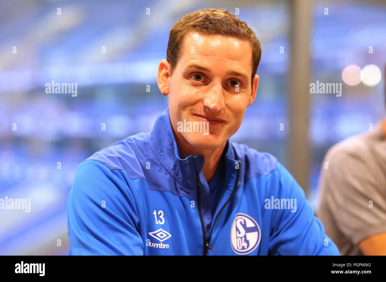 Firo: 28.08.2018, Fußball, 1.Bundesliga, Saison 2018/2019, FC Schalke 04, Ausbildung, Sebastian Rudy, Porträt | Stockfoto