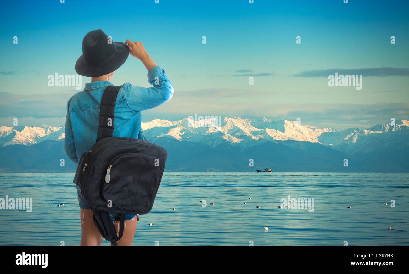 Die touristische Reisen durch den Baikalsee. Russland. Herbst in Sibirien. Stockfoto