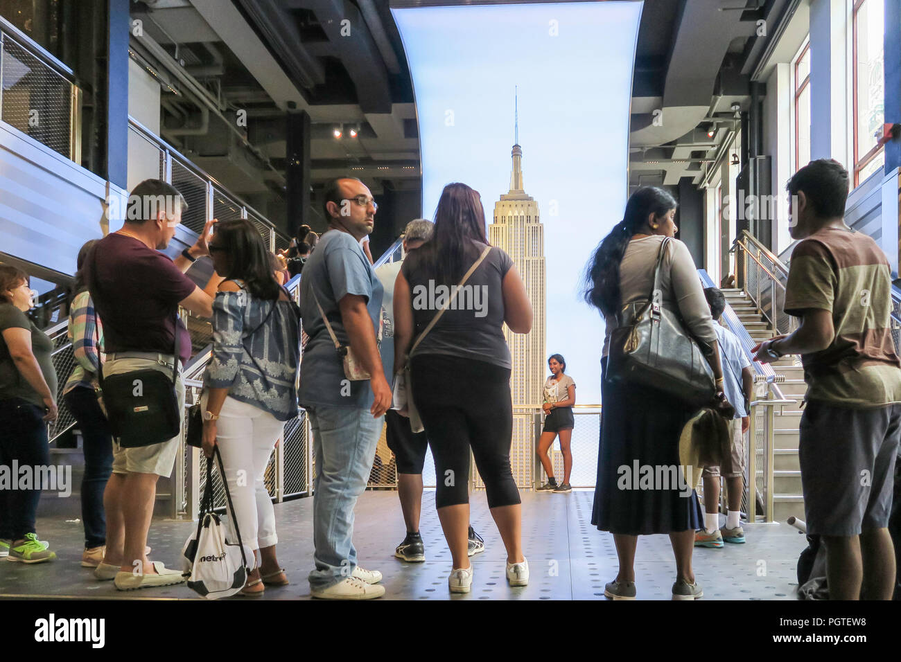 Neu Rezeption Lobby und der Eingang, Empire State Building, NEW YORK CITY, USA geöffnet Stockfoto