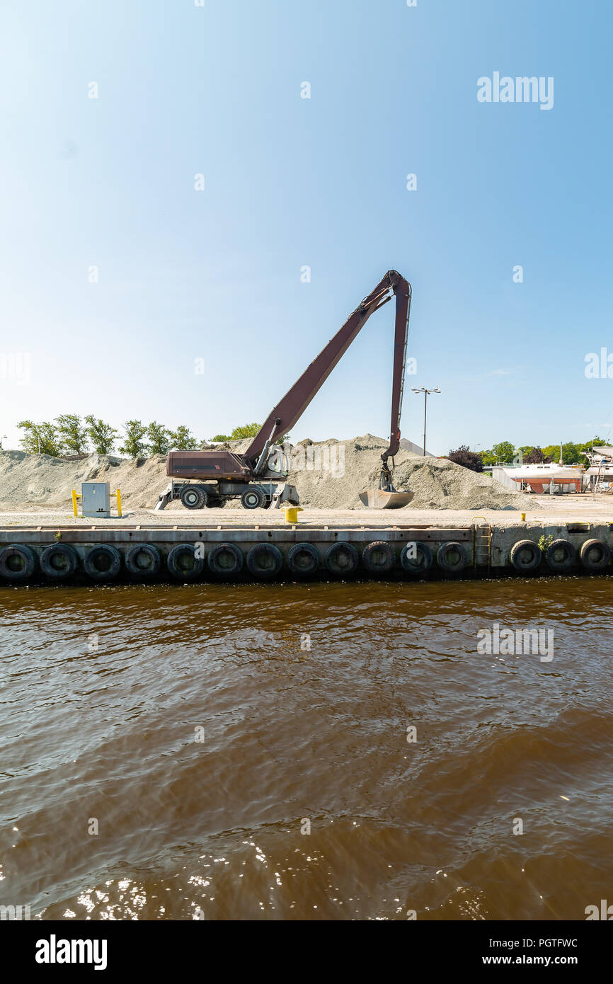 Big Bagger im Hafen Stockfoto