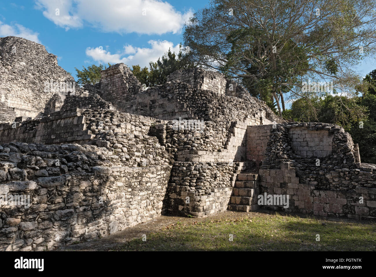 Die Ruinen der antiken Stadt Becan, Campeche, Mexiko. Stockfoto