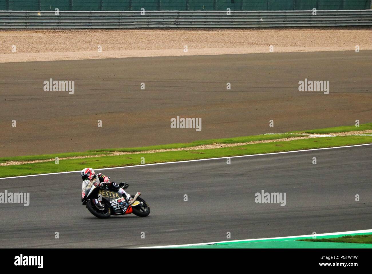 Silverstone, Northamptonshire, GB, 24. August 2018 - 2018 GOPRO Britischen Grand Prix MOTORGP Freie Praxis Tag - jede Menge zwei Rad Action auf der Strecke Stockfoto