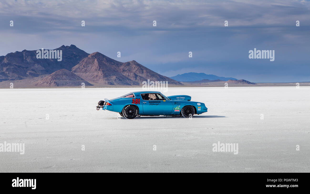 Vintage Rennwagen an der Bonneville Salt Flats International Speedway in der Nähe von Wendover, Utah Stockfoto