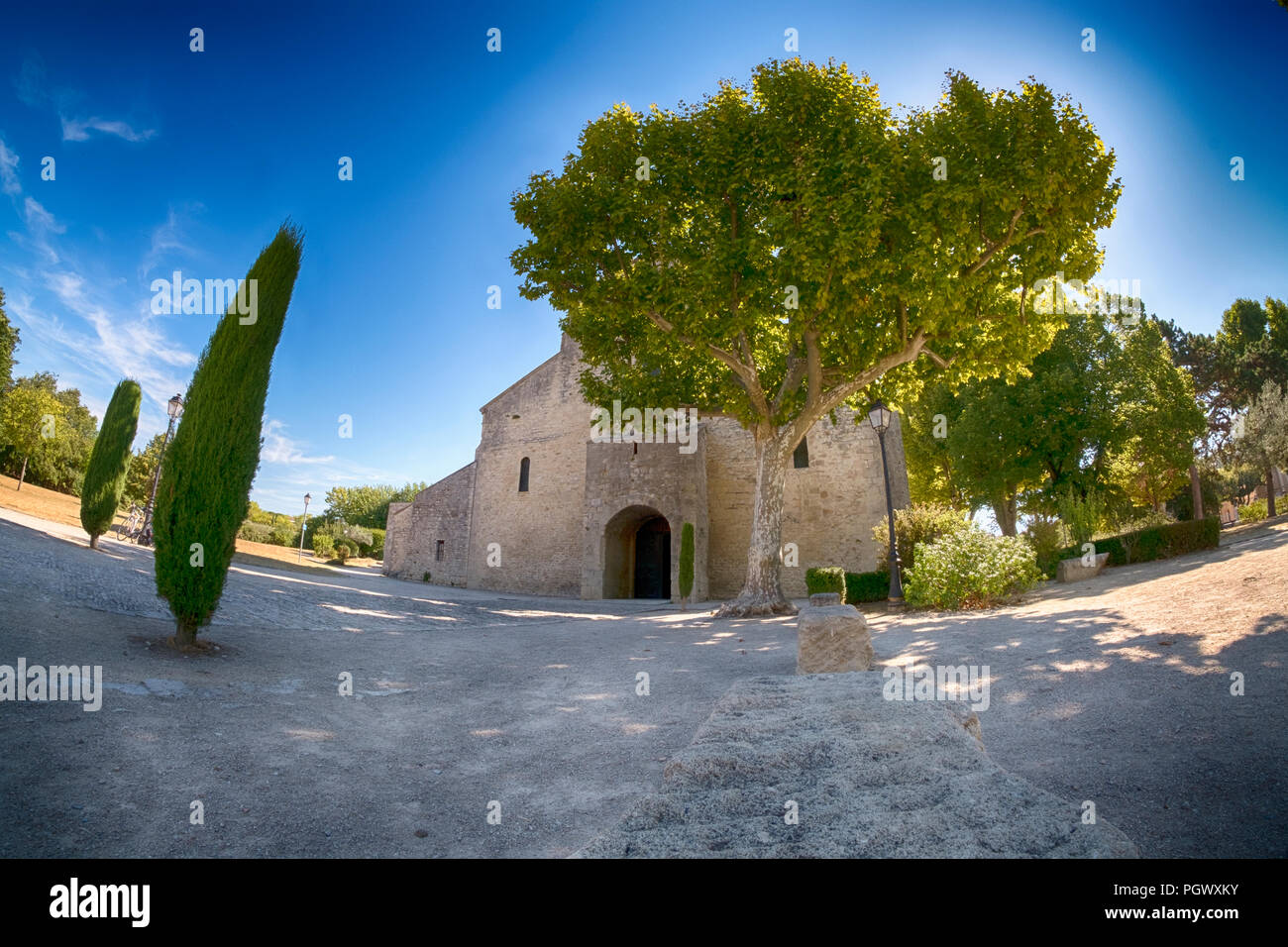 Vaison Kathedrale Unserer Lieben Frau von Nazareth Kathedrale, in der südlichen französischen Stadt Vaison-la-Romaine Stockfoto