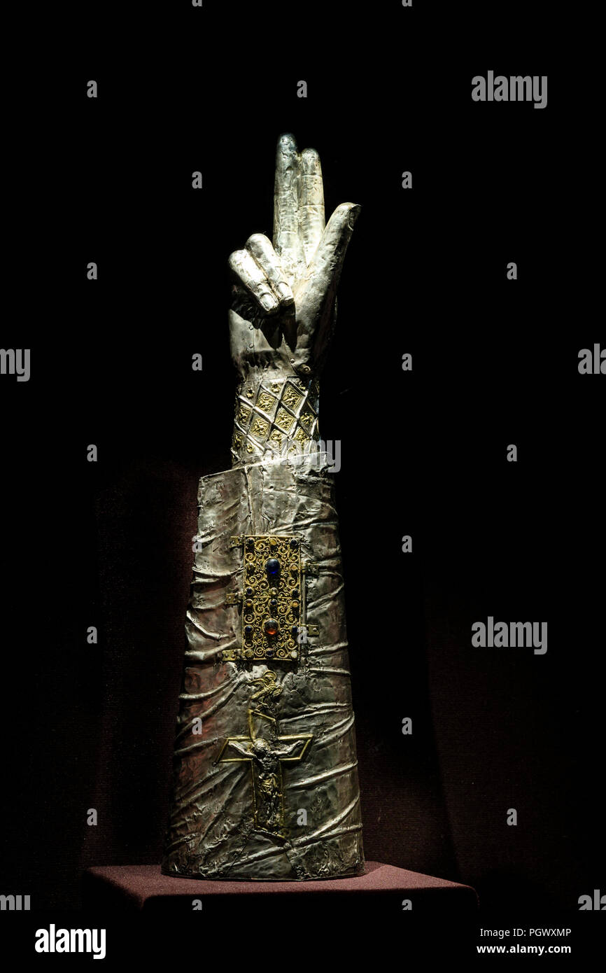 Frankreich, Aveyron, Conques, "Les Plus beaux villages de France (Schönste Dörfer Frankreichs), fahren Sie auf der El Camino de Santiago, Sainte Fo stoppen Stockfoto