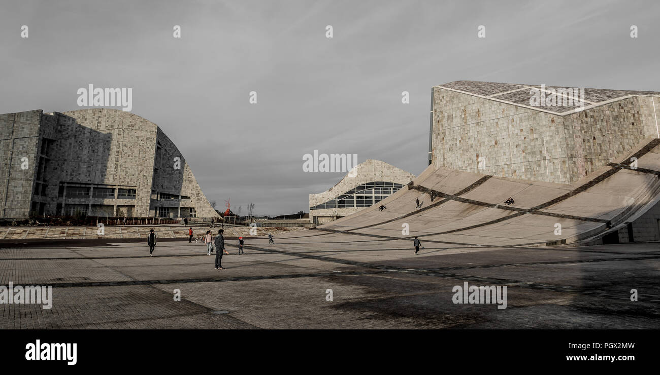 SANTIAGO DE COMPOSTELA, Galicien/ESPAÑA - 17 DE NOVEMBER DE 2018; Cidade da Cultura. Stockfoto