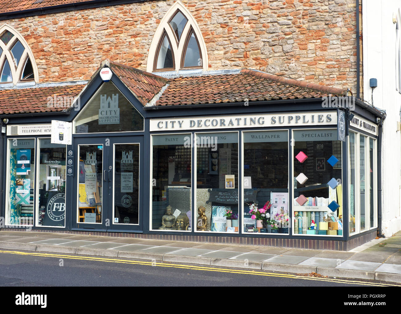Stadt liefert Dekoration Shop vorne, Wells, Somerset, Großbritannien Stockfoto