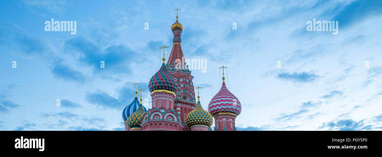 Die Basilius-Kathedrale auf dem Roten Platz in Moskau, Russland Stockfoto