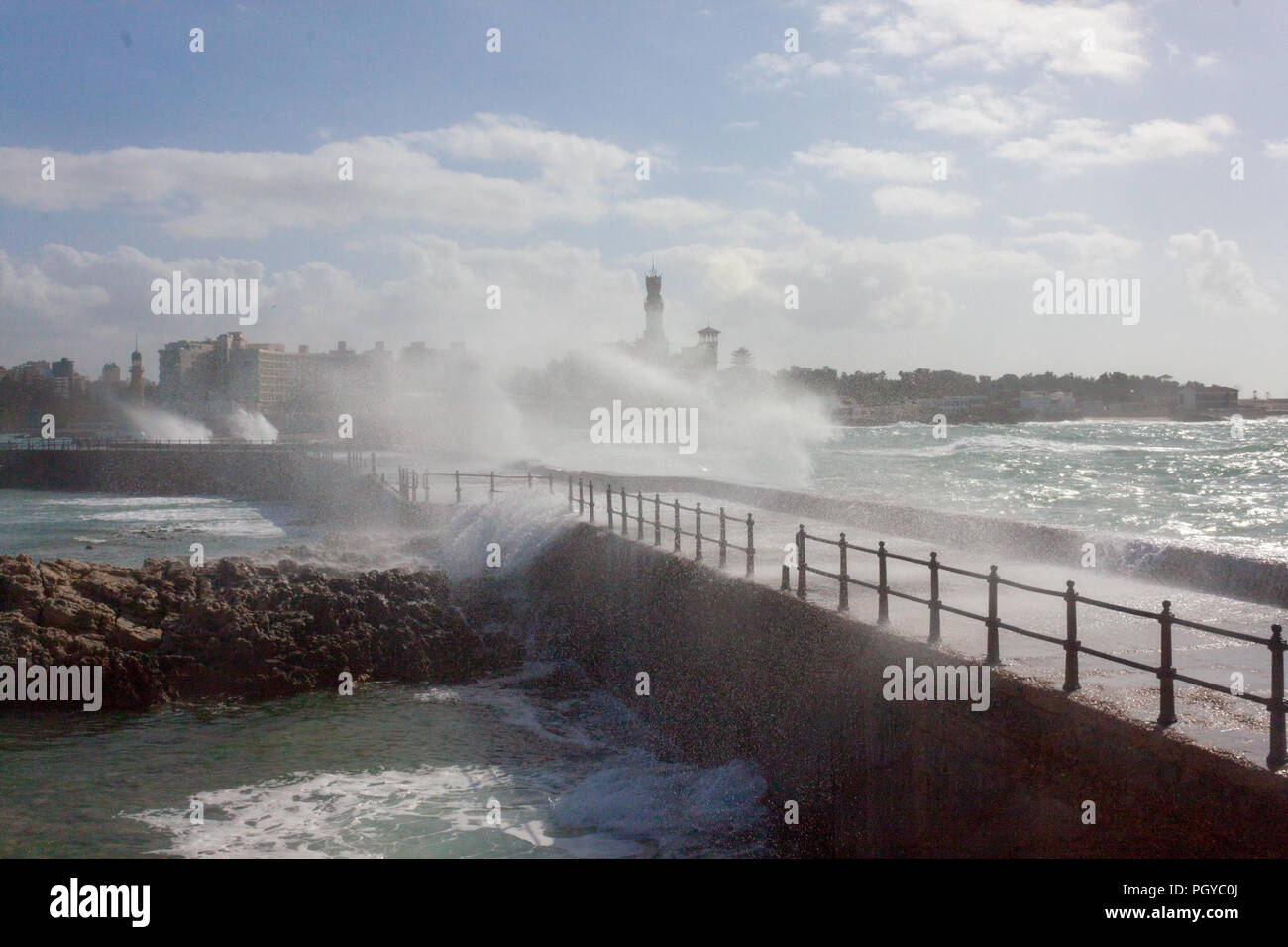 Leuchtturm von Alexandria und thr Montaza Palastes Stockfoto