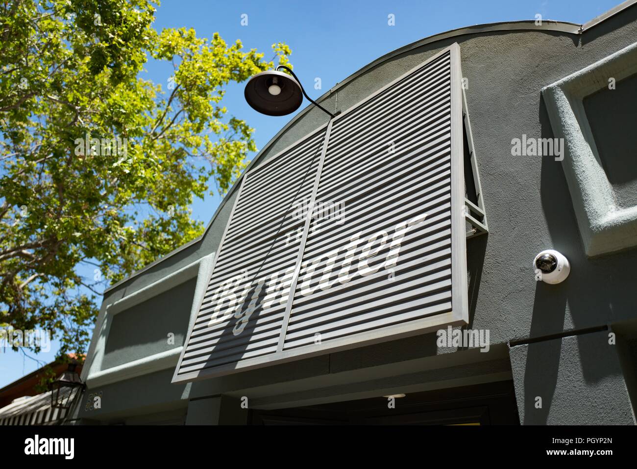 Fassade der Bywater, einem beliebten Stil von New Orleans Cajun Küche Restaurant im Silicon Valley, Los Gatos, Kalifornien, 30. Mai 2018. () Stockfoto