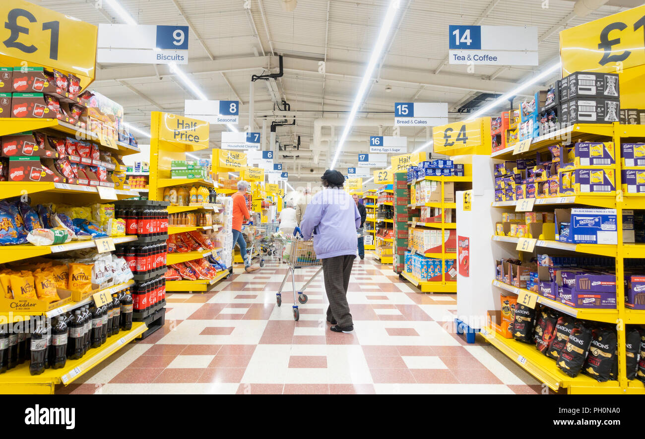 Tesco Supermarkt/store. Großbritannien Stockfoto
