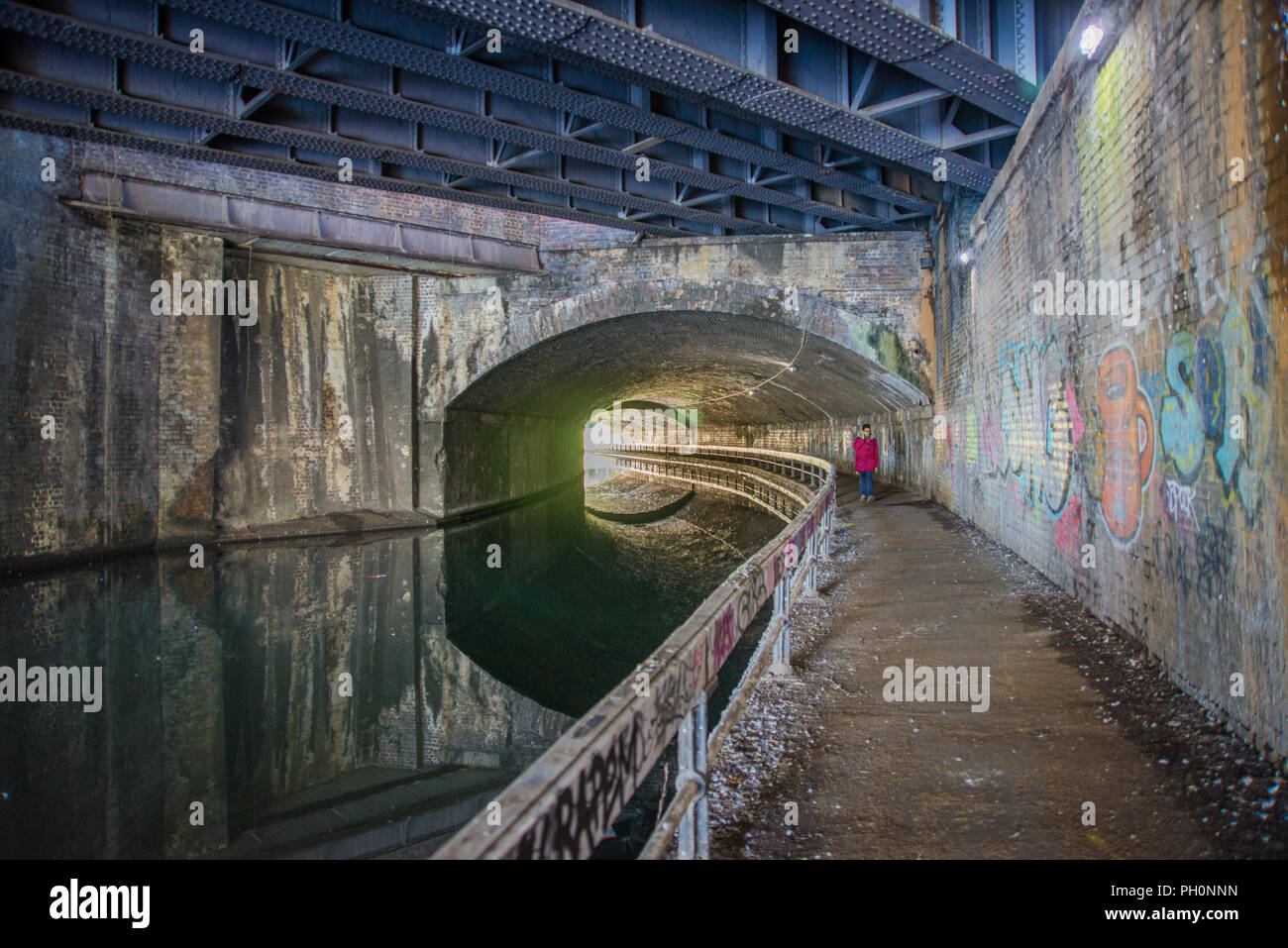 Curzon Street canal Tunnel, Birmingham Stockfoto