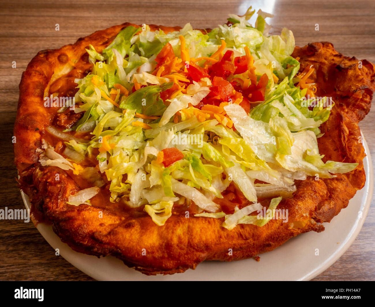 Navajo Taco, Olde Brücke Grille im San Juan Trading Post, Mexican Hat in Utah. Stockfoto