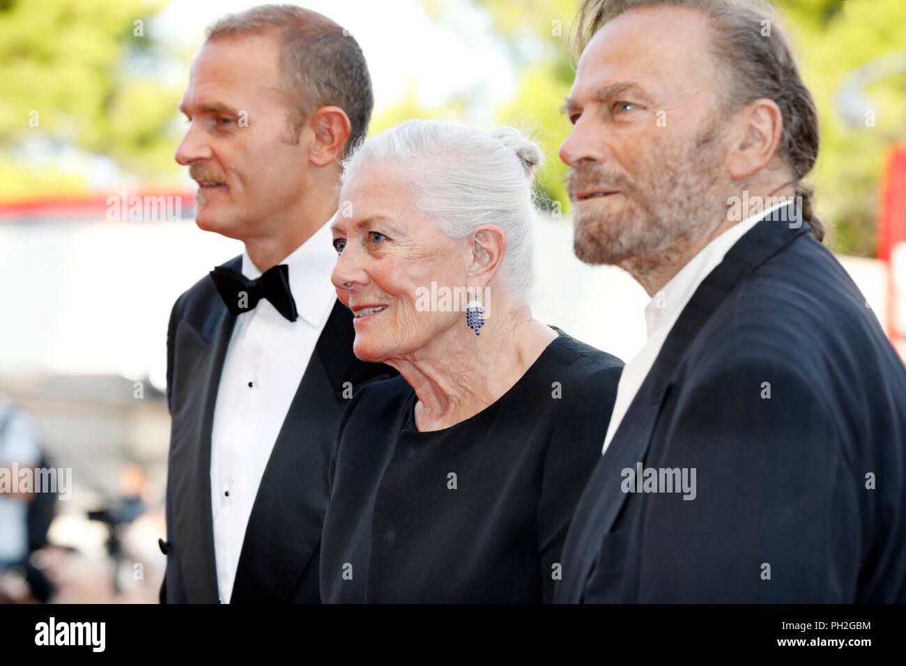 Venedig, Italien. 29 Aug, 2018. Carlo Gabriel Nero, Vanessa Redgrave, Franco Nero nehmen an der "erste Mensch" Premiere und Öffnung des 75. Filmfestival von Venedig im Palazzo del Cinema am 29. August in Venedig, Italien 2018. Quelle: John Rasimus/Medien Punch *** Frankreich, Schweden, Norwegen, Denark, Finnland, USA, Tschechische Republik, Südamerika Nur***/Alamy leben Nachrichten Stockfoto