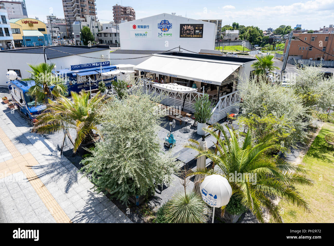 Offene Terrasse mir Essen, Mito Stadt, die Präfektur Ibaraki, Japan Stockfoto