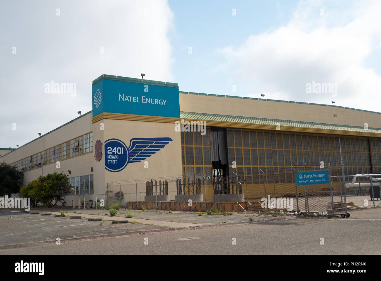 Fassade mit Logo am Hauptsitz von Natel Energie, ein Wasserkraftwerk Erneuerung Energie beim Start auf dem Alameda Island, Alameda, Kalifornien, 13. August 2018. () Stockfoto