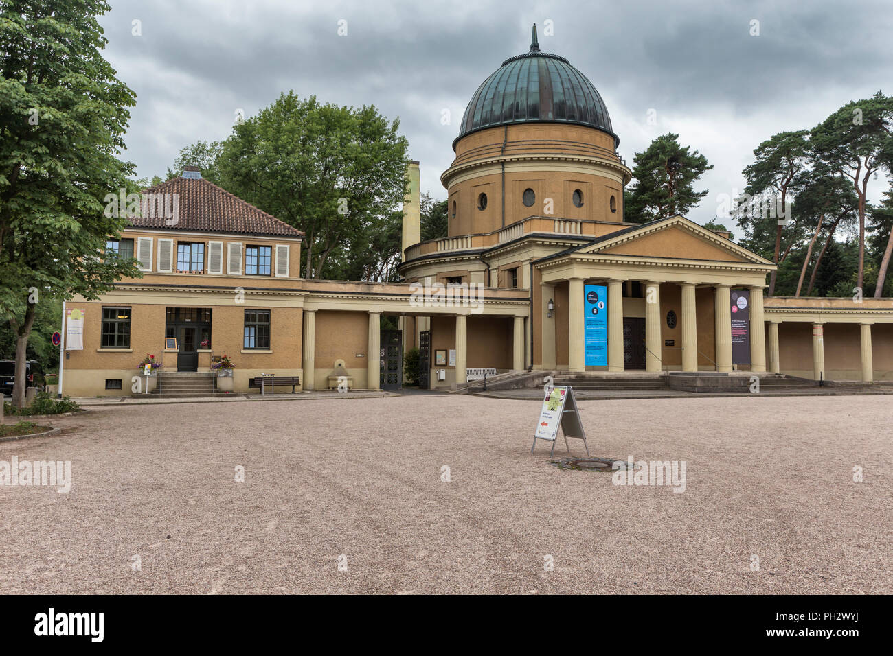 Waldfriedhof Fotos und Bildmaterial in hoher Auflösung Alamy