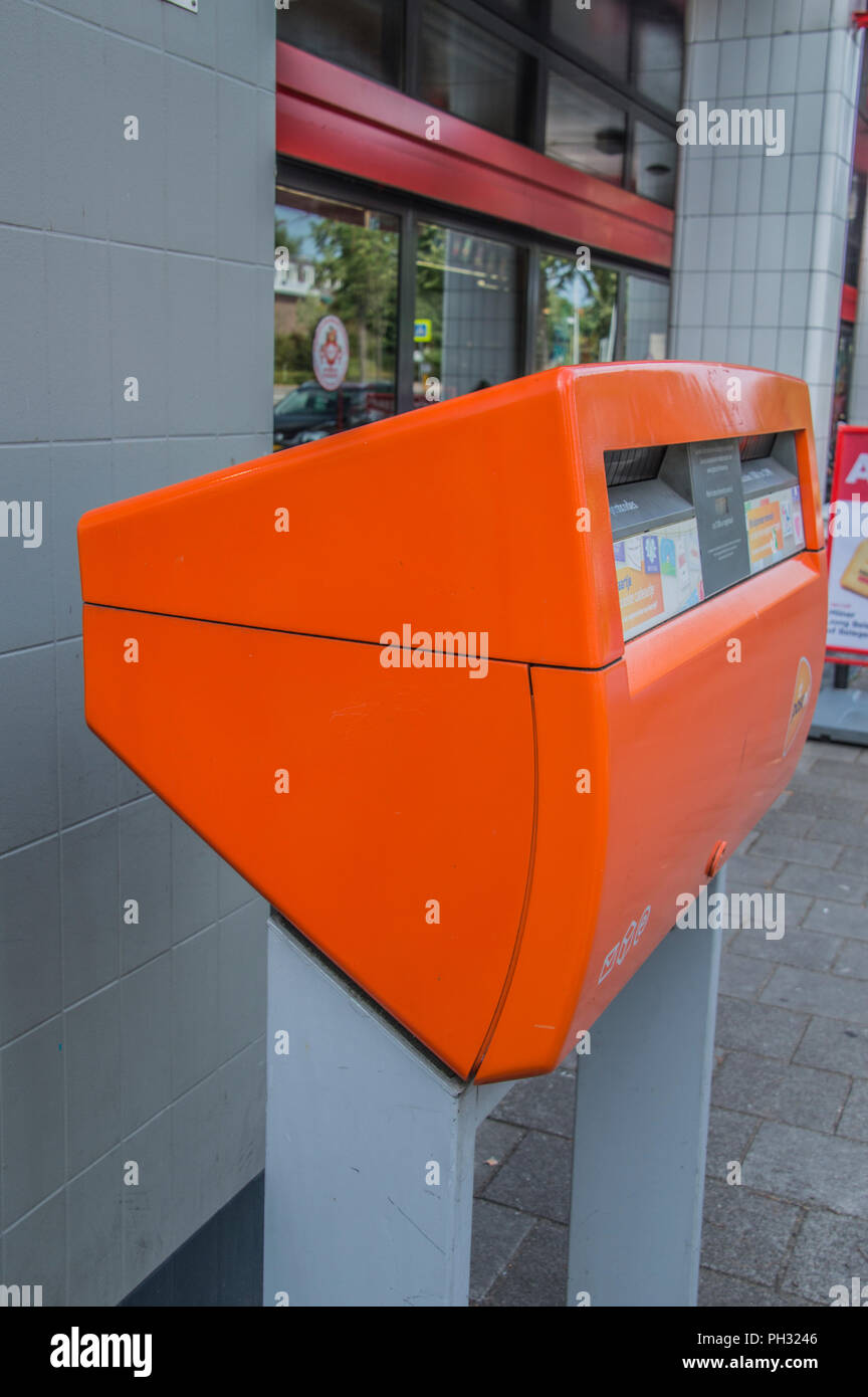 Post.nl Post Box in Amsterdam Die Niederlande 2018 Stockfoto