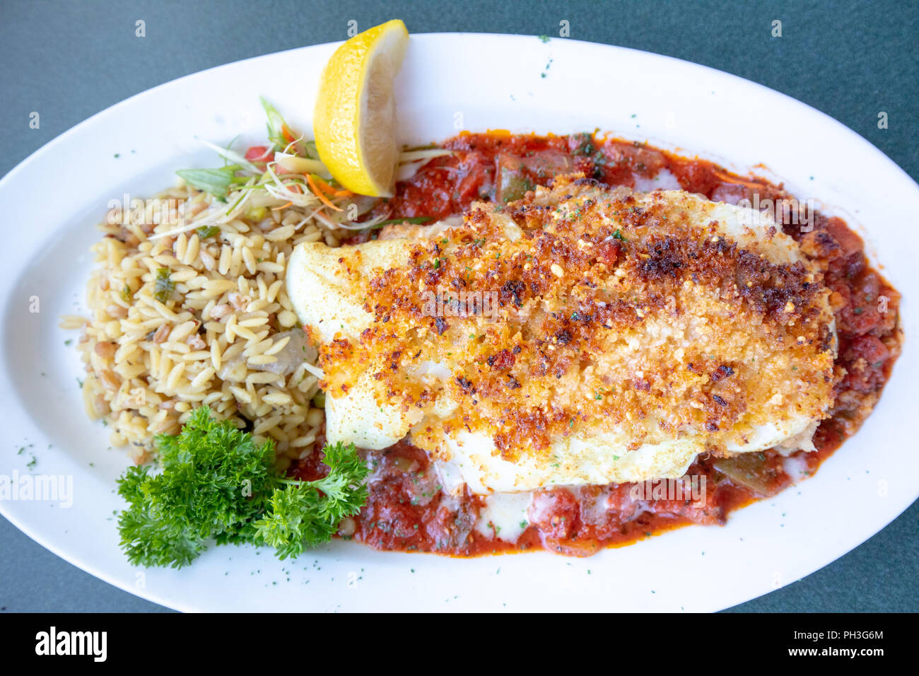 Portugiesische Fisch, (cod) die Lobster Pot Restaurant, Provincetown, MA, USA Stockfoto