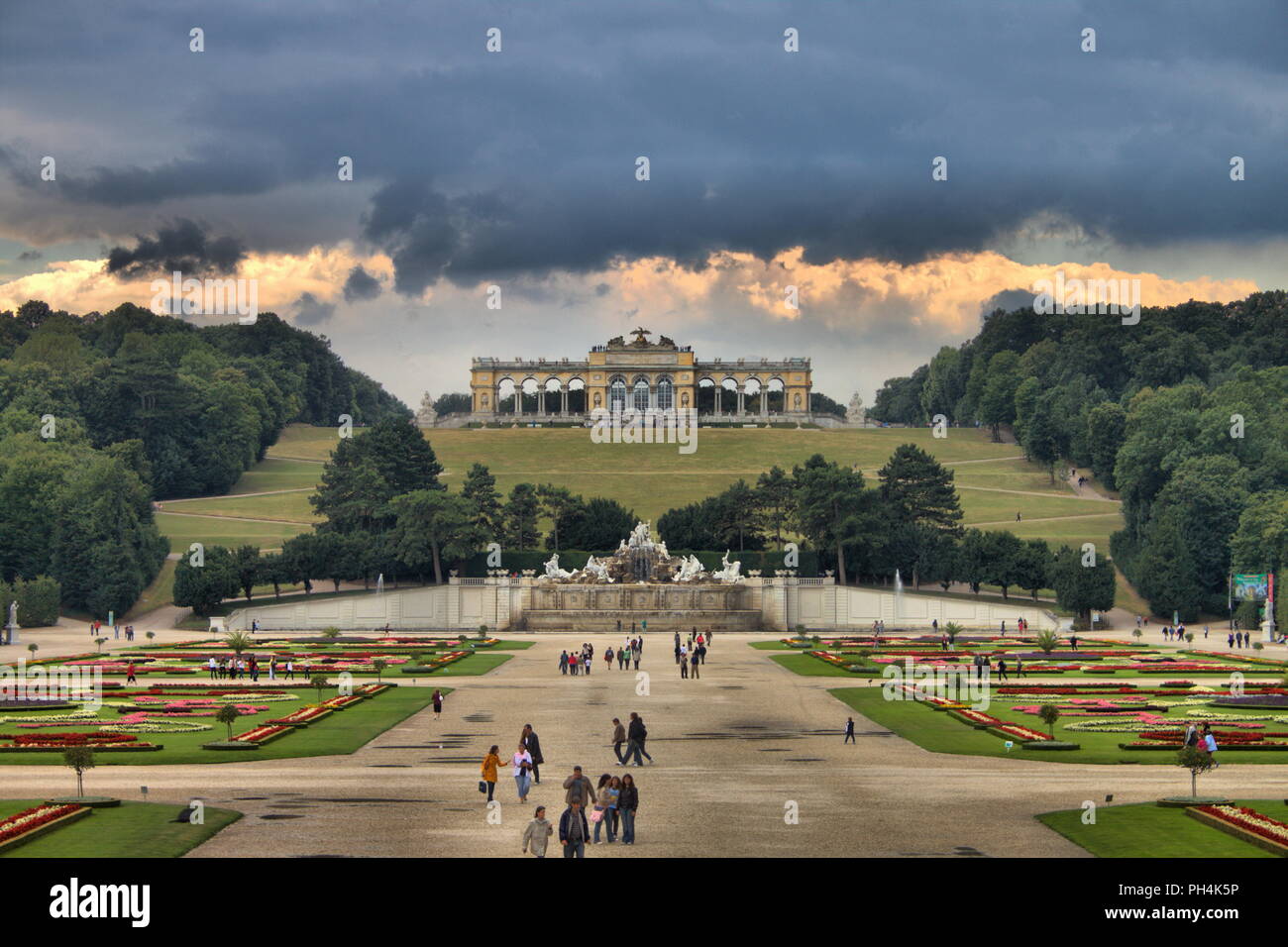 Wien, Österreich - Juni 6, 2018: Gloriette in Schönbrunn Stockfoto