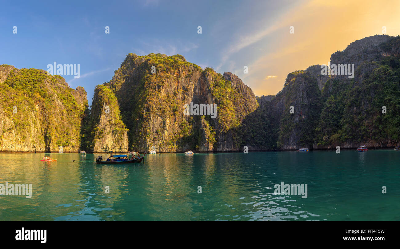 Panorama der Pileh Lagune auf Koh Phi Phi Island Stockfoto