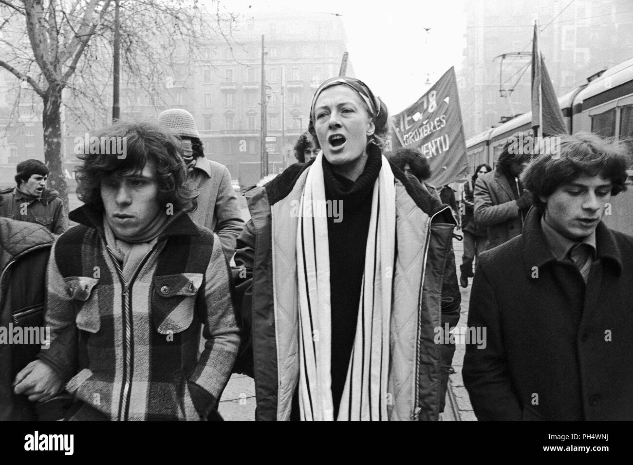 Der große englische Schauspielerin Vanessa Redgrave war schon immer politisch engagiert, hier in Mailand (Italien) im Januar 1978 in einer Demonstration beteiligt sich während des Internationalen Europäischen März durch das Grab organisiert (Trozkista inspiriert) für die Verteidigung der Rechte der Arbeitnehmer. Stockfoto