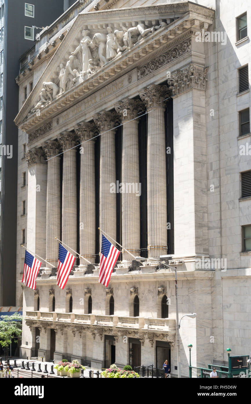 Fassade des New York Stock Exchange in Lower Manhattan, New York City, USA Stockfoto