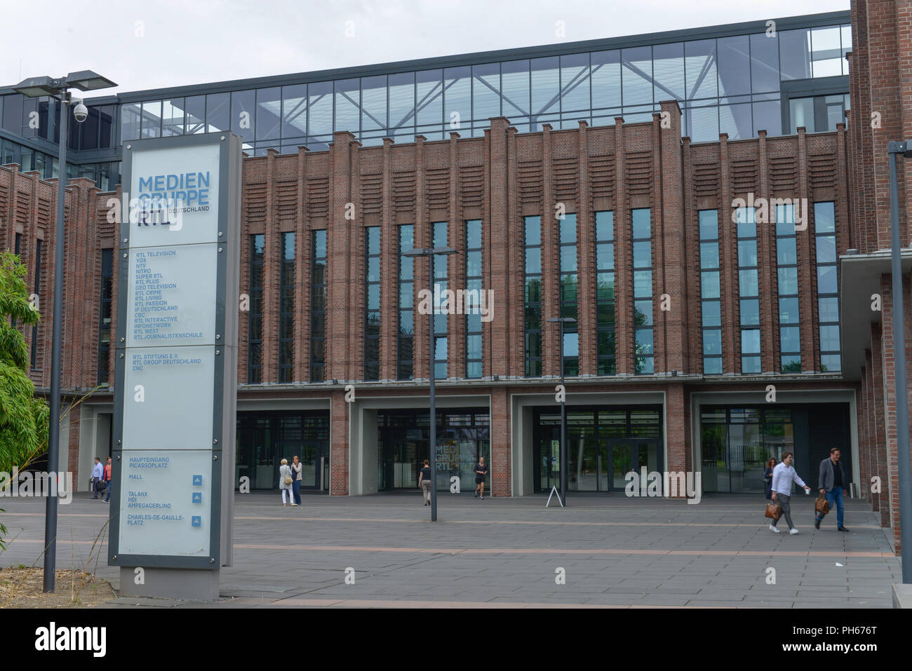 Hauptverwaltung, der Mediengruppe RTL Deutschland, Picassoplatz, Deutz, Köln, 92660 Stockfoto