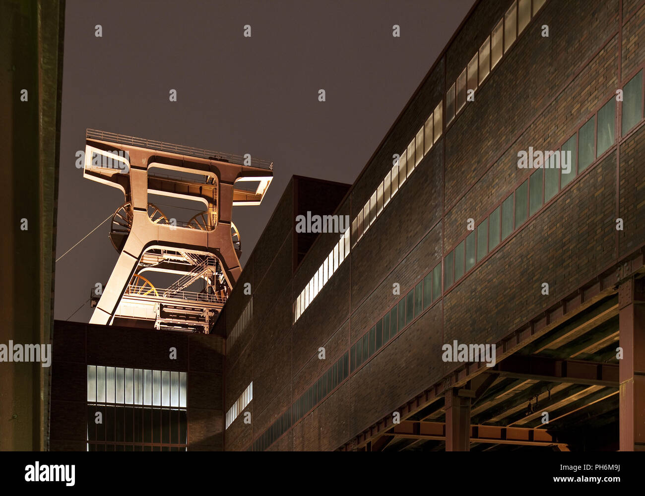 Fördergerüst Zollverein Schacht XII, Essen, Deutschland Stockfoto