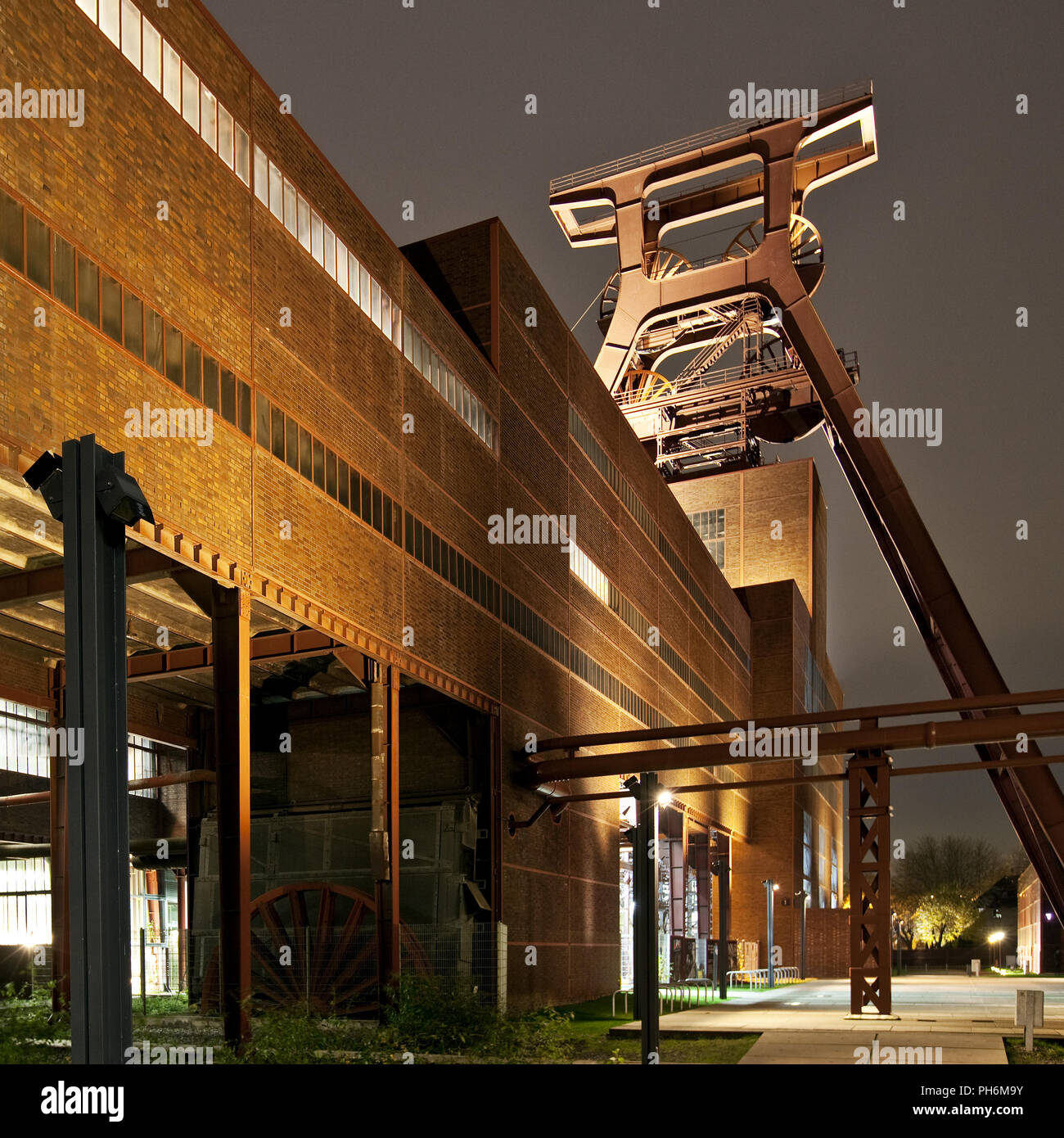 Fördergerüst Zollverein Schacht XII, Essen, Deutschland Stockfoto