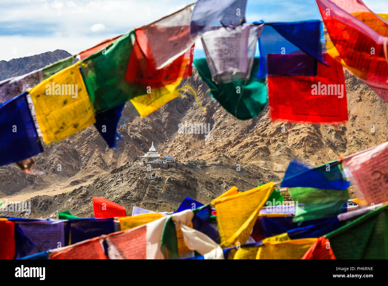 Luftaufnahme von Shanti Stupa Stockfoto