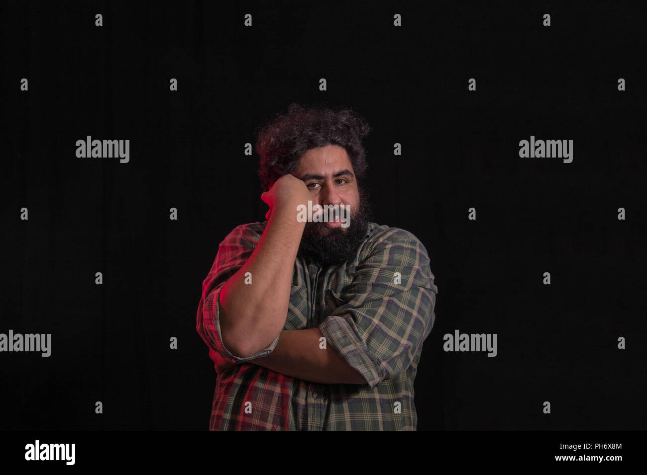 Dicker schwarzer bart Fotos und Bildmaterial in hoher Auflösung Alamy