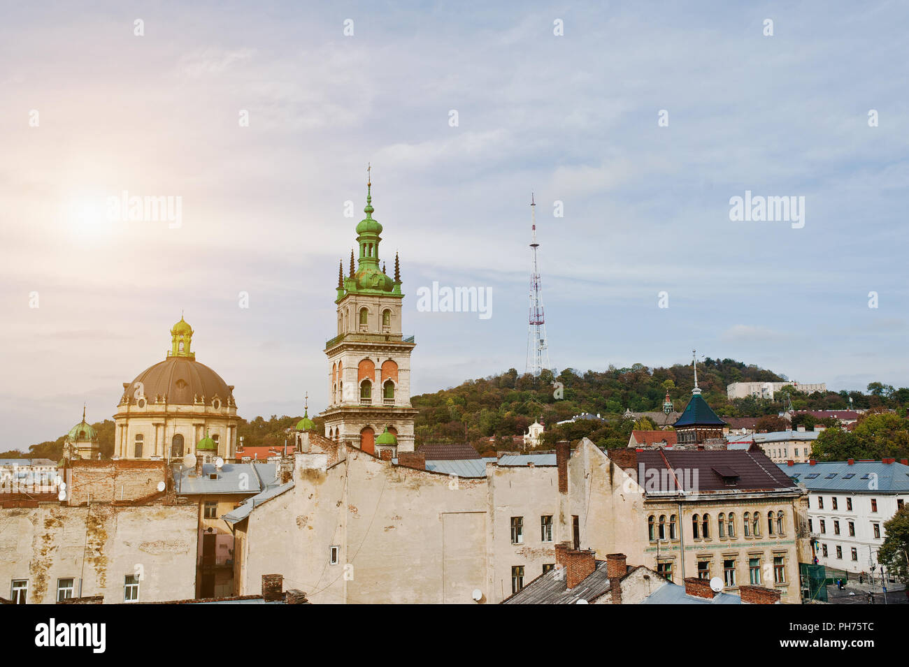 Panorama der Altstadt Lemberg, hohe Schloss. Ukraine. Stockfoto