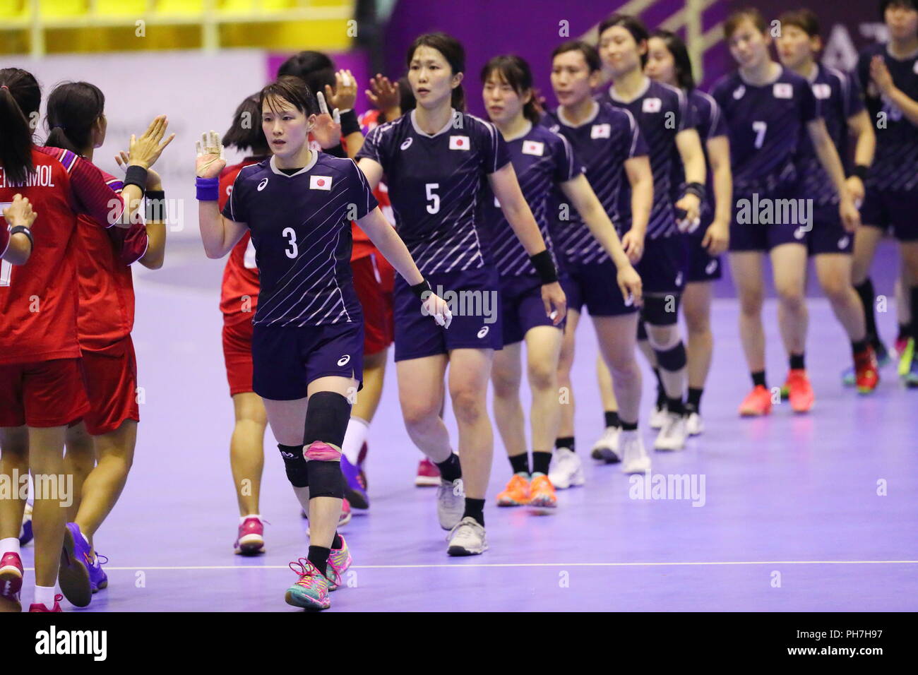 Jakarta, Indonesien. 30 Aug, 2018. Japan Team Group (JPN) Handball: Frauen Bronzemedaille Match zwischen Japan 43-14 Thailand auf GOR Popki Cibubur während der 2018 Jakarta Palembang Asian Games in Jakarta, Indonesien. Credit: Naoki Nishimura/LBA SPORT/Alamy leben Nachrichten Stockfoto