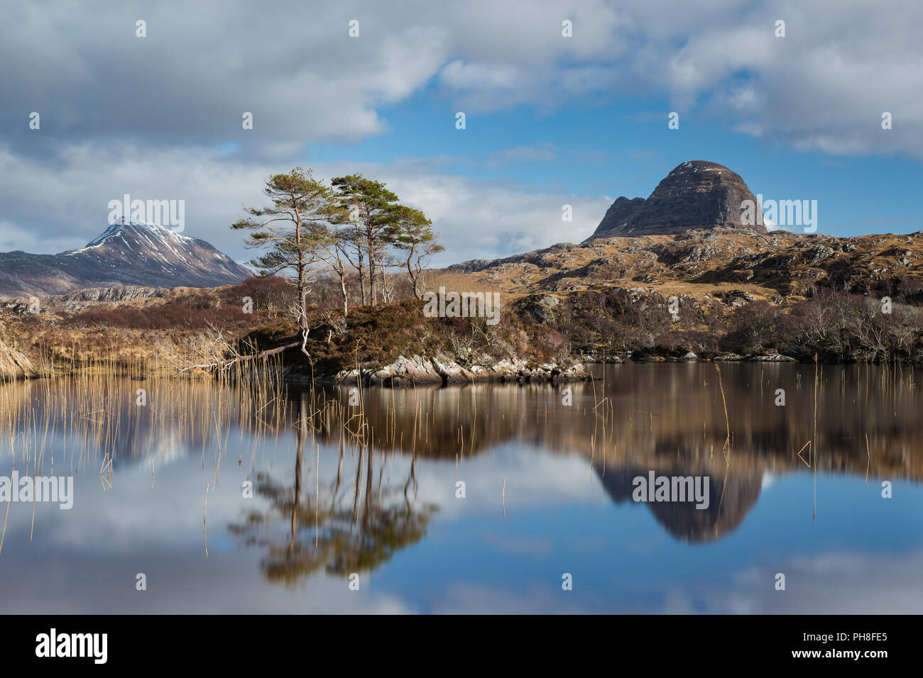 Von Loch Assynt, Druim Suardalain, Schottland Suilven Stockfoto