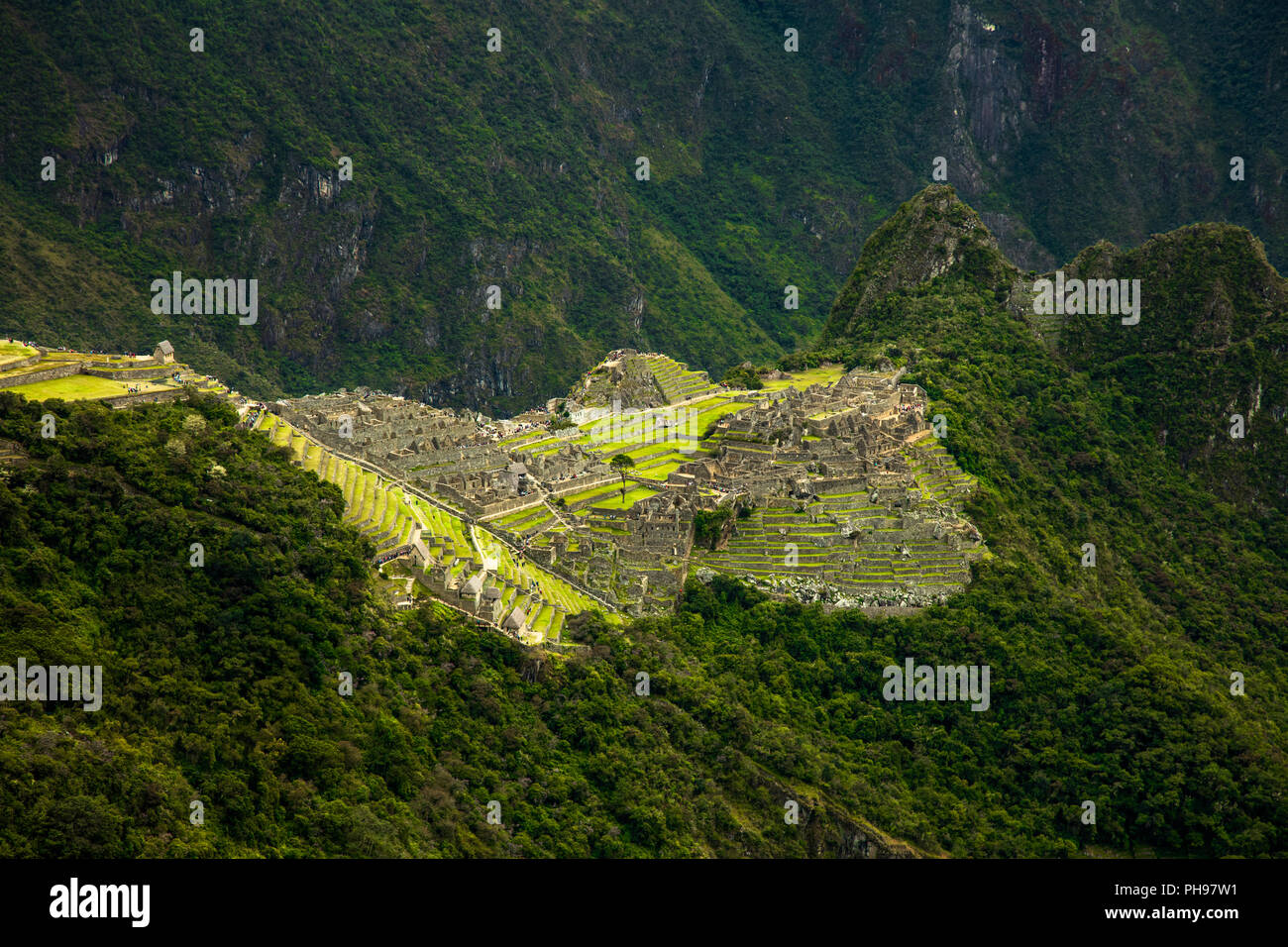 Machu Picchu Inka Ruinen von der Sonne Tor auf Machu Picchu Mountain. Heilige Tal, Peru Stockfoto