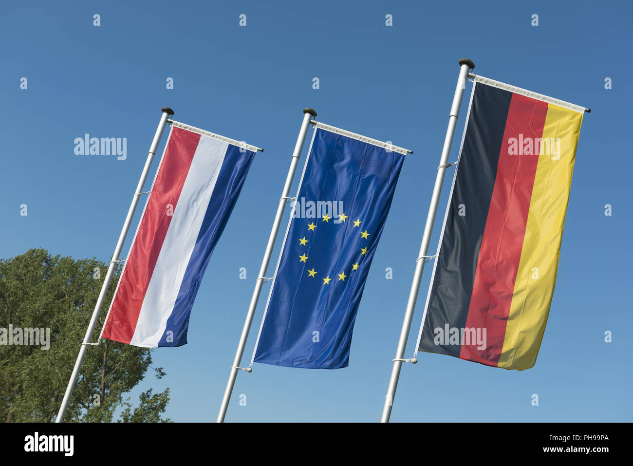 Niederländischer Flagge, Fahne der Europäischen Union und die deutsche Flagge Stockfoto