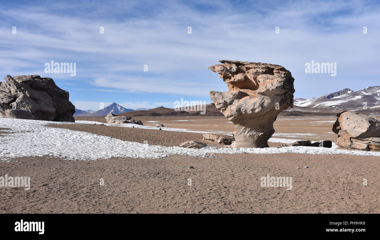 Der Arbol de Piedra (Stein), in der Siloli Wüste, Sud Lipez Provinz, Uyuni, Bolivien. Stockfoto