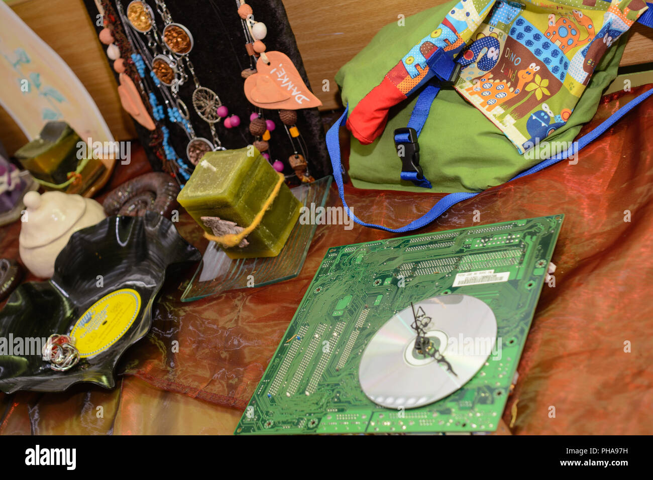 Schmuck - Mode Accessoires Upcycling Stockfoto