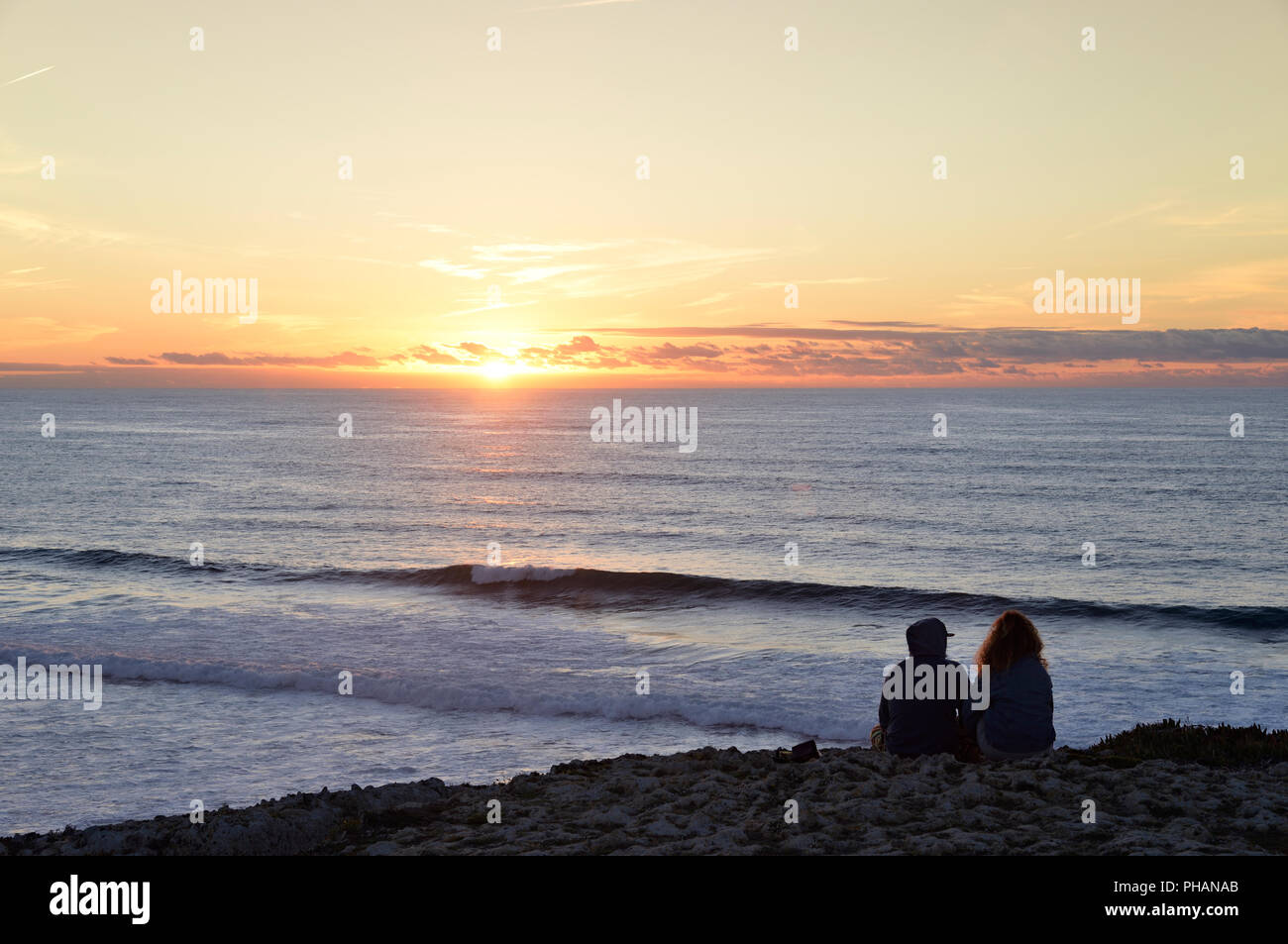 Sonnenuntergang in der Nähe von Porto Covo. Parque Natural do Sudoeste Alentejano e Costa Vicentina. Alentejo, Portugal Stockfoto