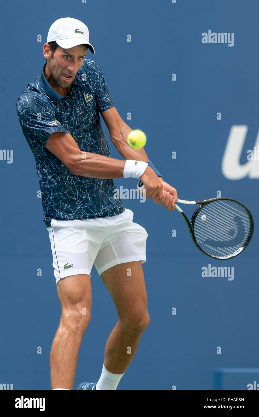 Novak Djokovic (SBR) konkurrieren auf dem 2018 US Open Tennis. Stockfoto