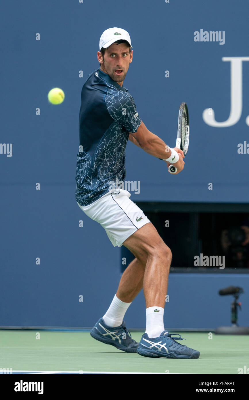 Novak Djokovic (SBR) konkurrieren auf dem 2018 US Open Tennis. Stockfoto