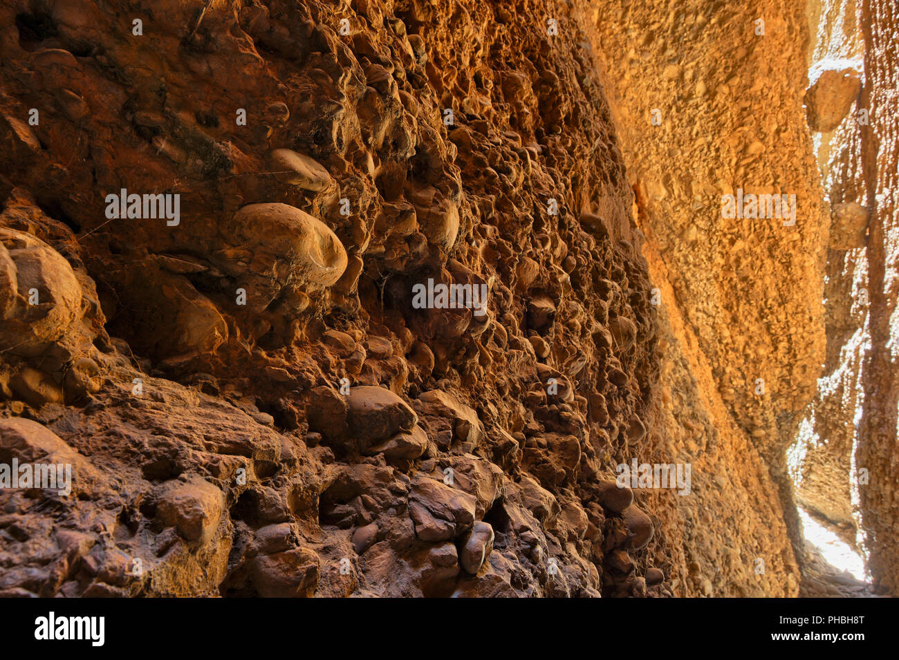 Licht spielt in Echidna Chasm, Australien Stockfoto